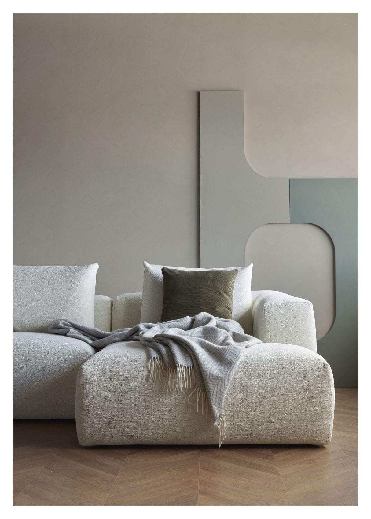 Kornum sofa med Chaise Longue Right, Offwhite Bouclé