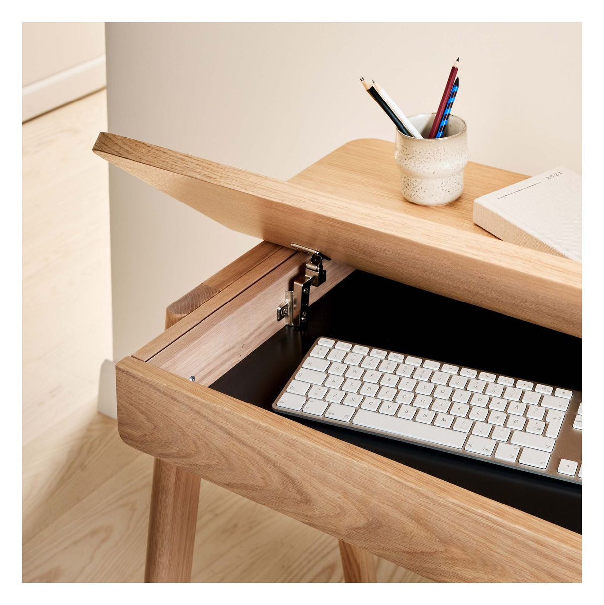 Findahl Home Desk Desk, hvit pigmentert eik