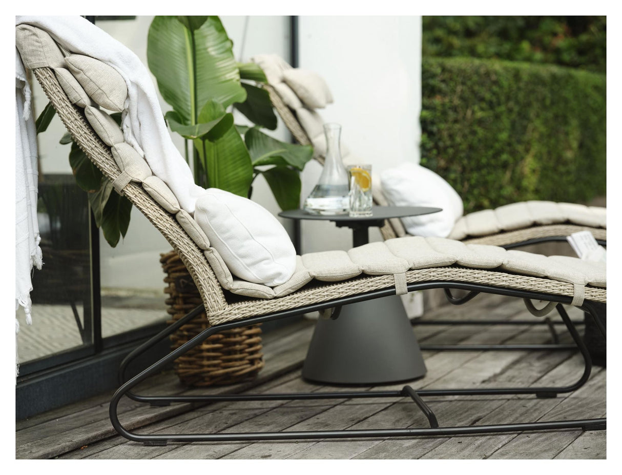 Akleja Sun Trolley med pute, Beige Polyrattan