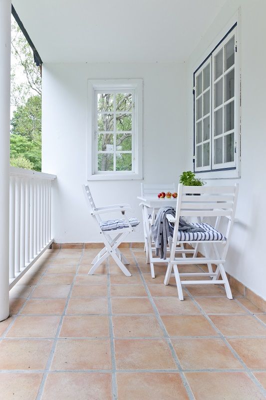 York Garden Chair, White Painted Mahogany