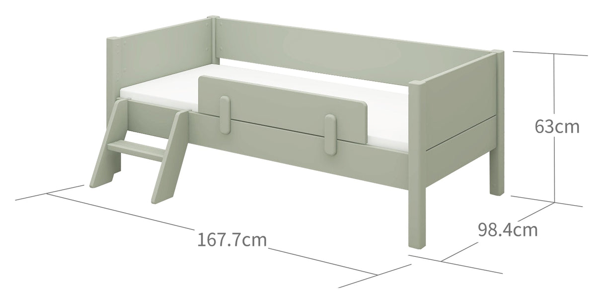 Spør juniorseng med sengehest og stige, grønn