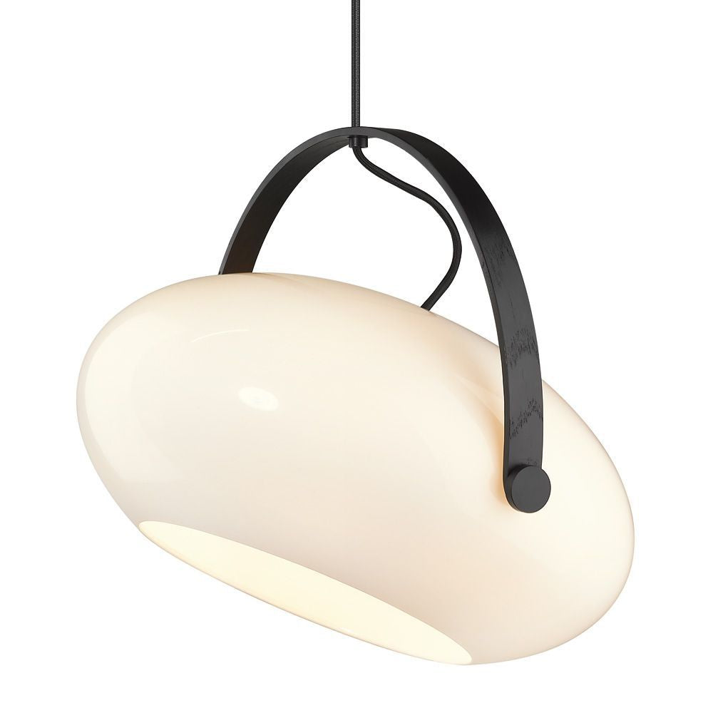 Halo Design D.C Pendant Ø40, Opalic w. Oak-svart