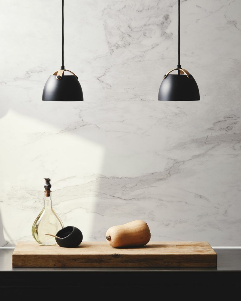 Halo Design Oslo Pendant Luminoaire Ø16 Black, Oak