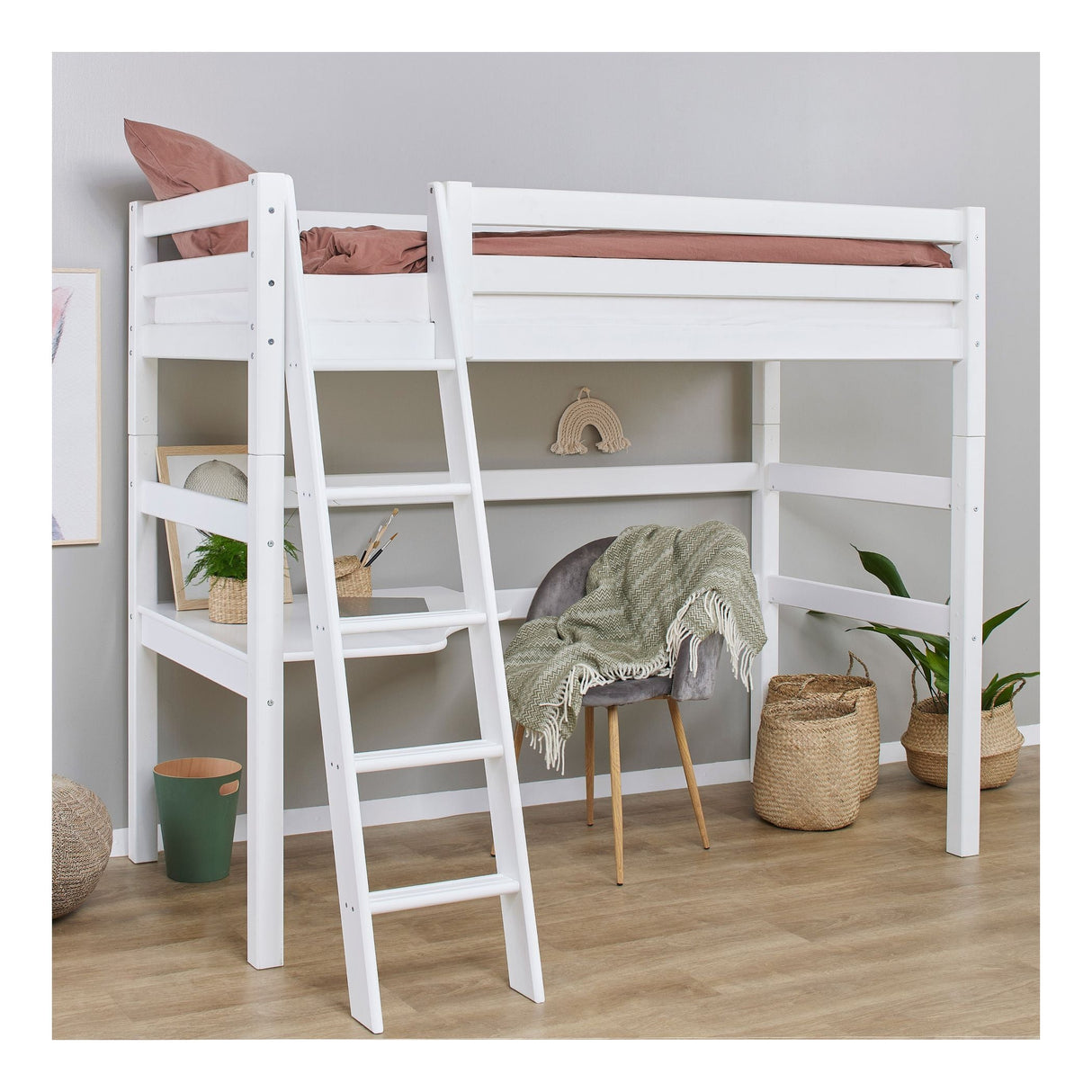 Eco Luxury Mega Ladder Bed 90x200