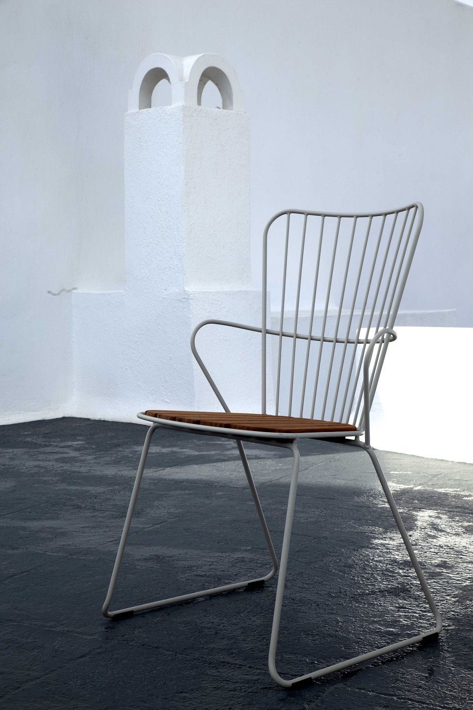 Houe, Paon Chair, White Taupe