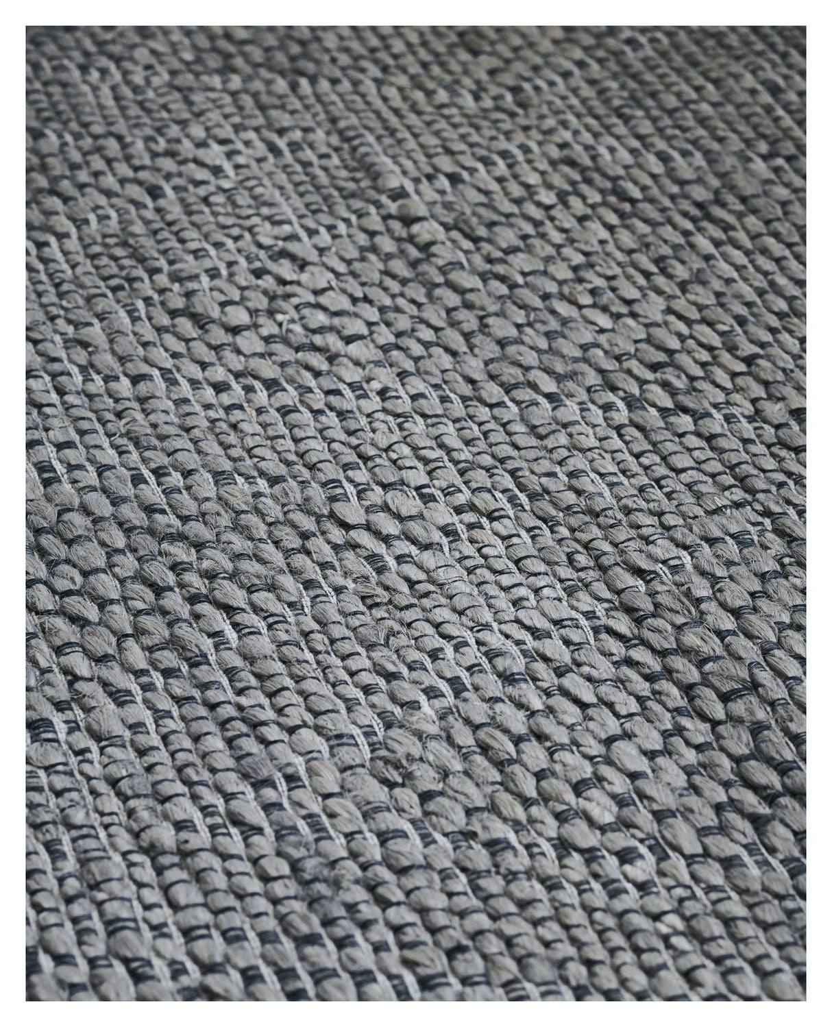 Mara Rug 130x85 - Grå