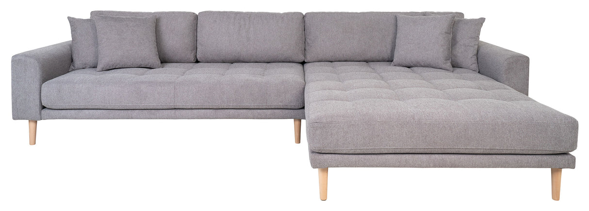 Salong sofa w. Høyre vendte sjesel lang, lysegrå w. puter og natur treben