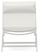 Canutell Folding Chair, White