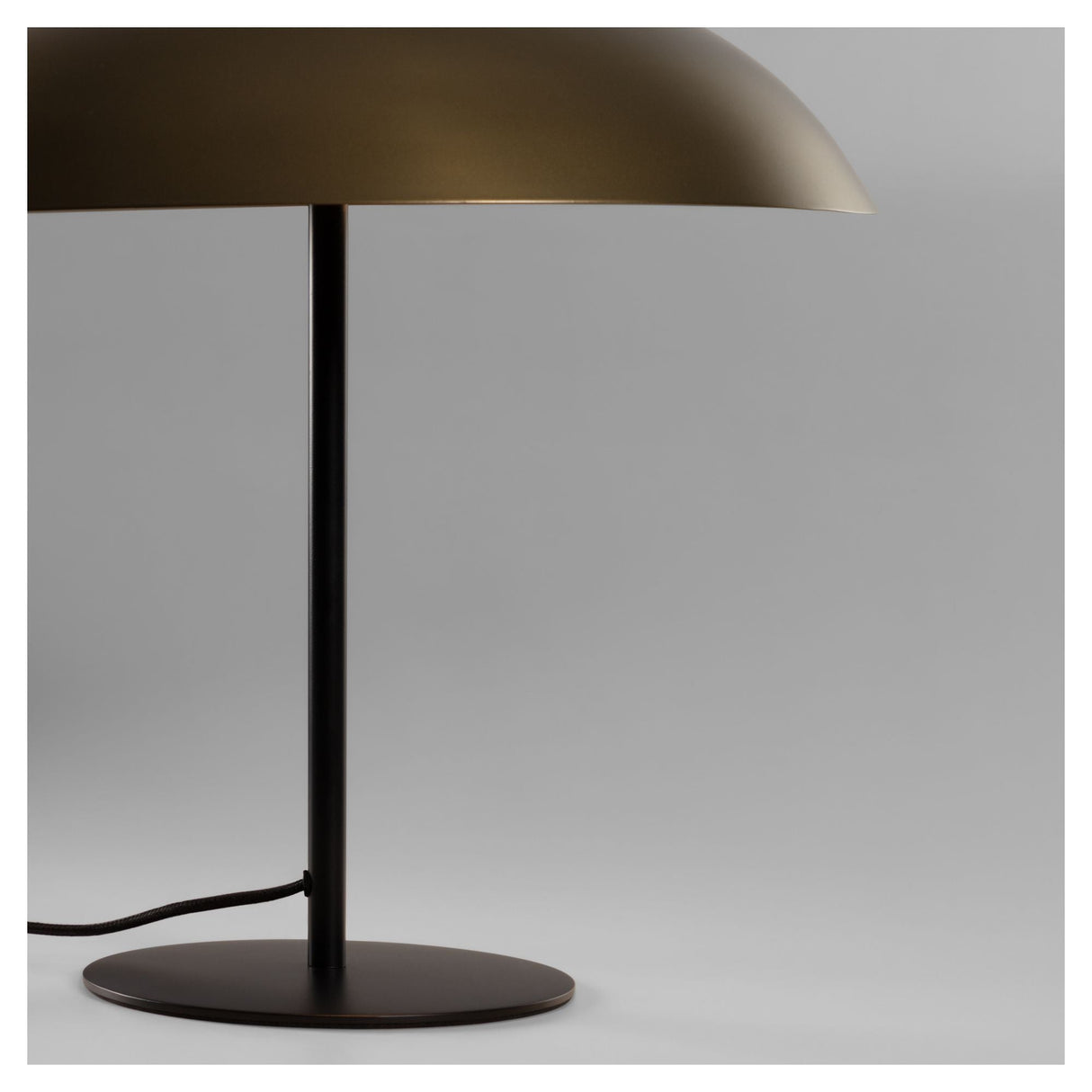 Carlisa Table Lamp Golden