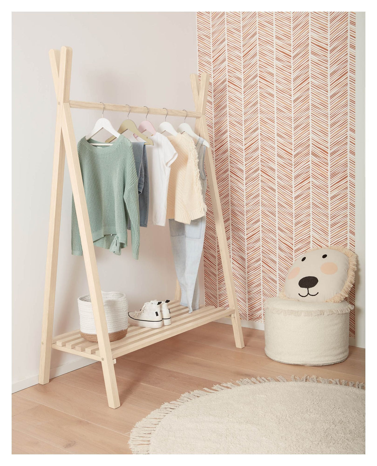 Kave Home Maralis Kids teepee klær rack spør