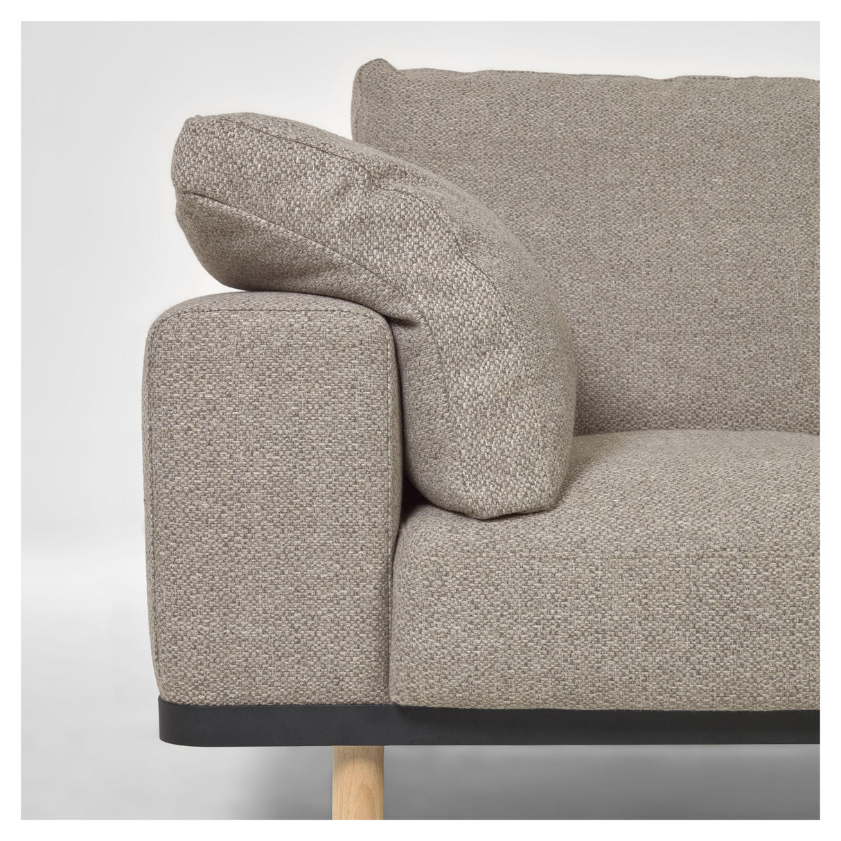 NOA 3-er. Sofa med puter beige/natur