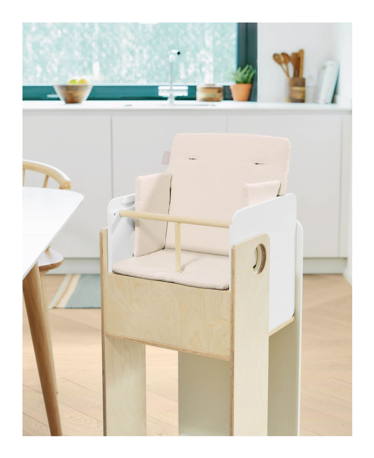 Nuun High Chair, Nature