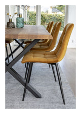 Middelfart Dining Chair, Mustard Yellow Velvet med svarte ben