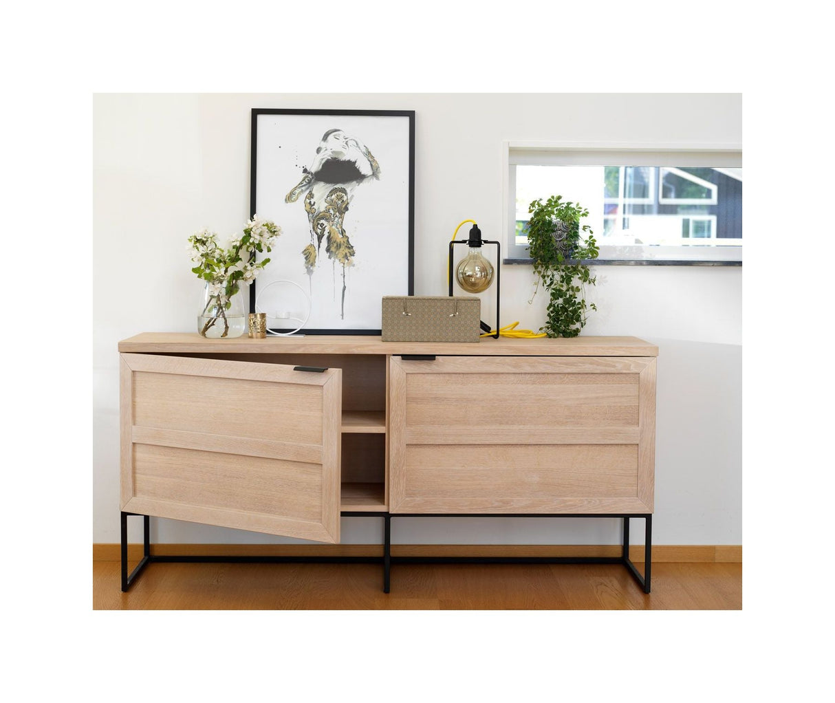 Everett Sideboard B160 cm - eik/svart