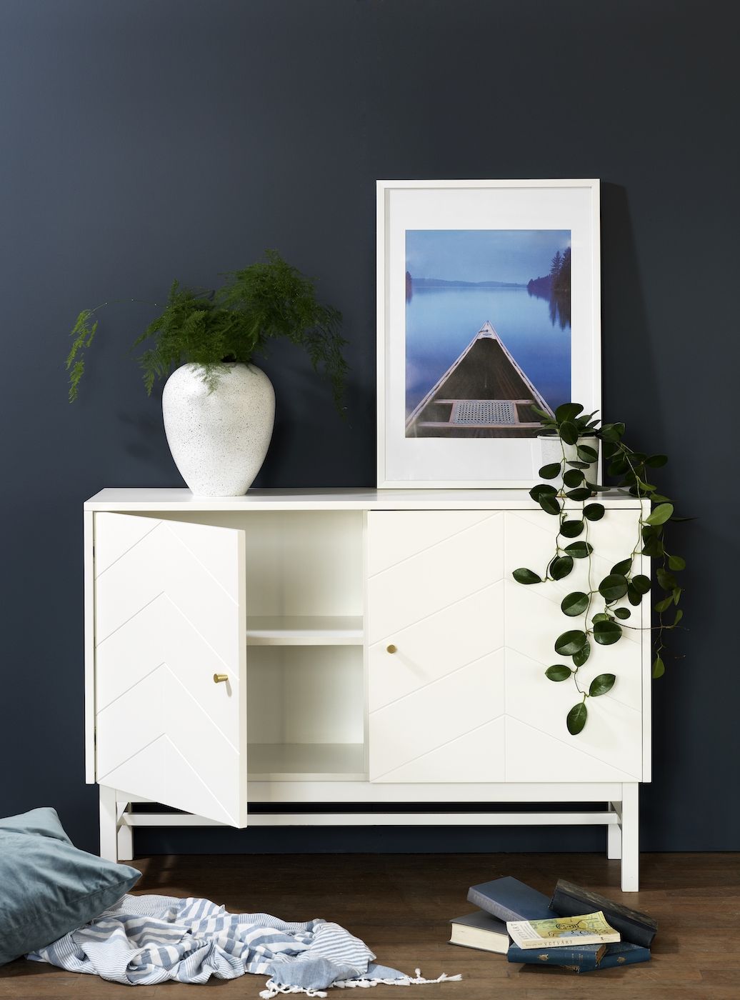 Webster Sideboard, White MDF og Rubber Wood, L.124