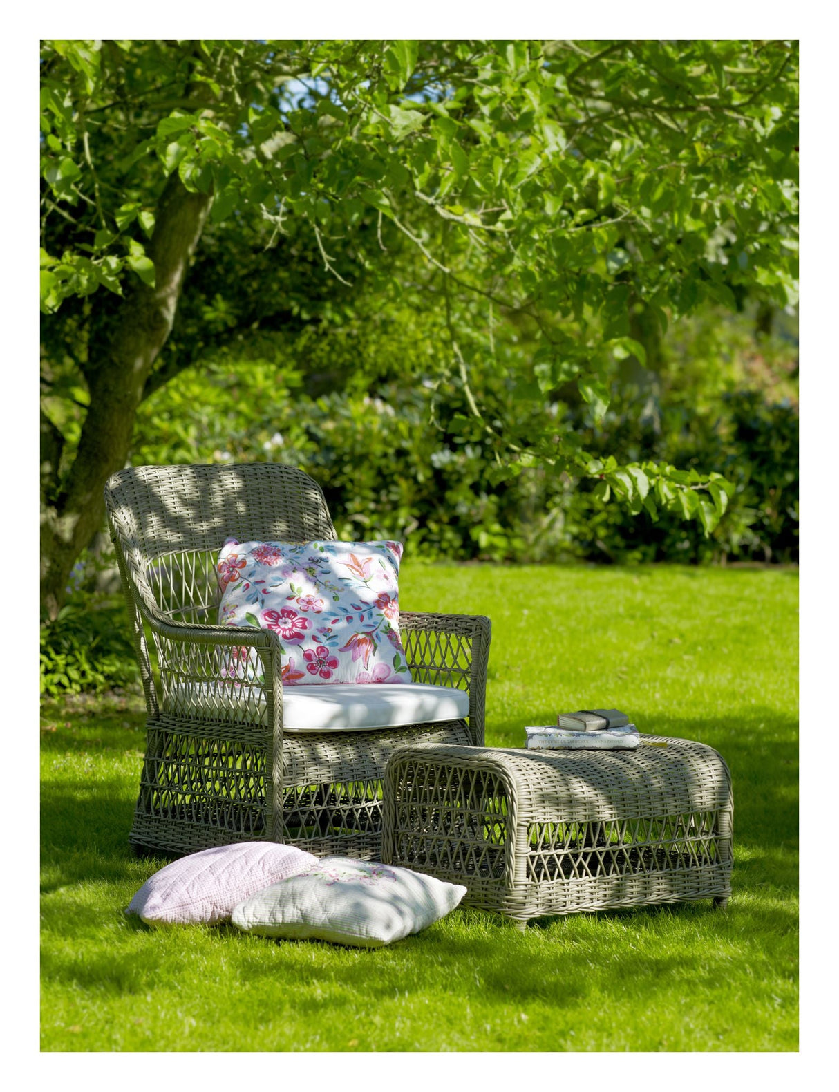 Dawn Exterior Wicker Chair, Antique Grey