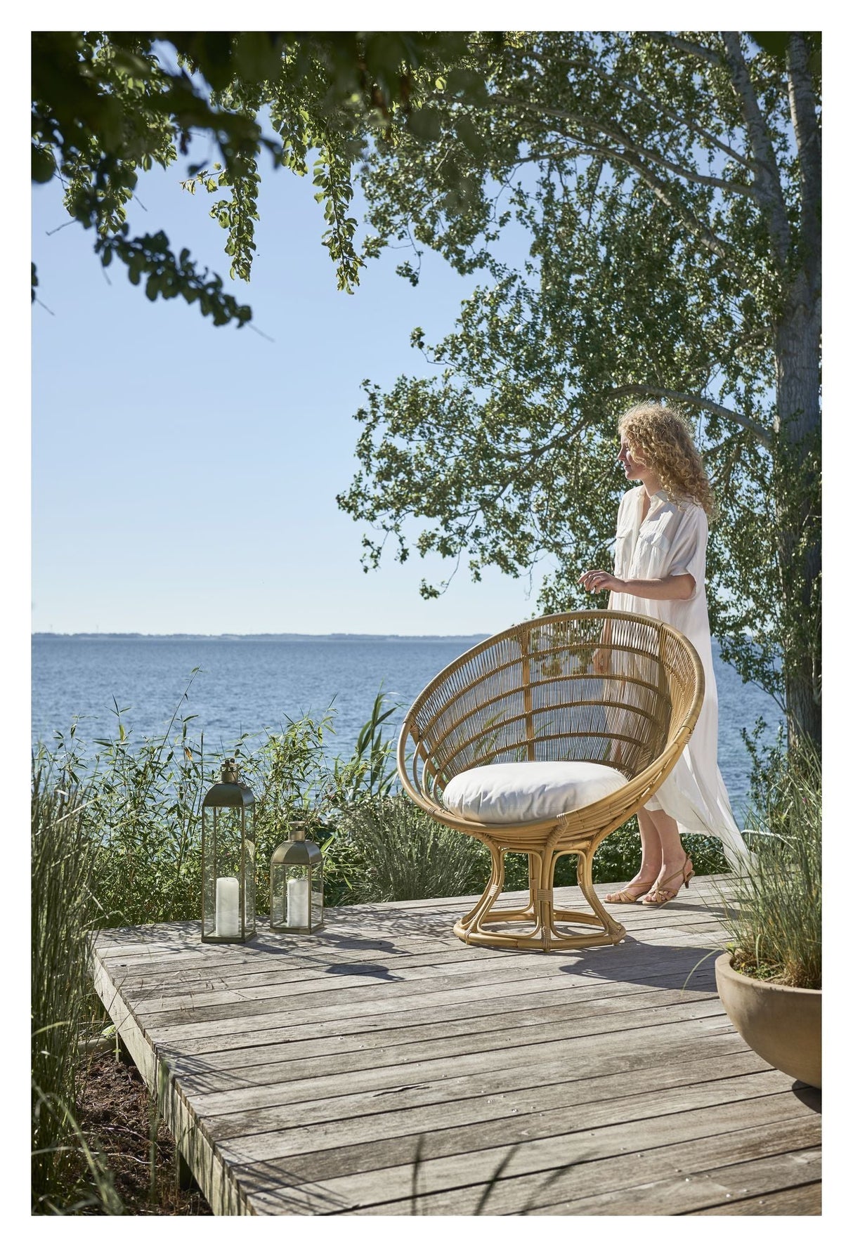 Luna Exterior Lounge Chair, Alu-Rattan