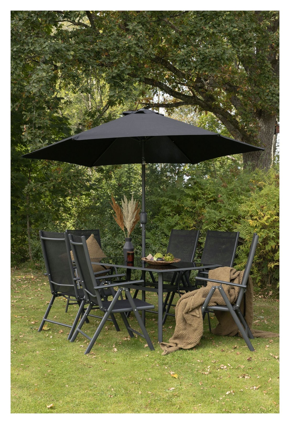 Brekki Garden Furniture Set inkl. Parasol - svart