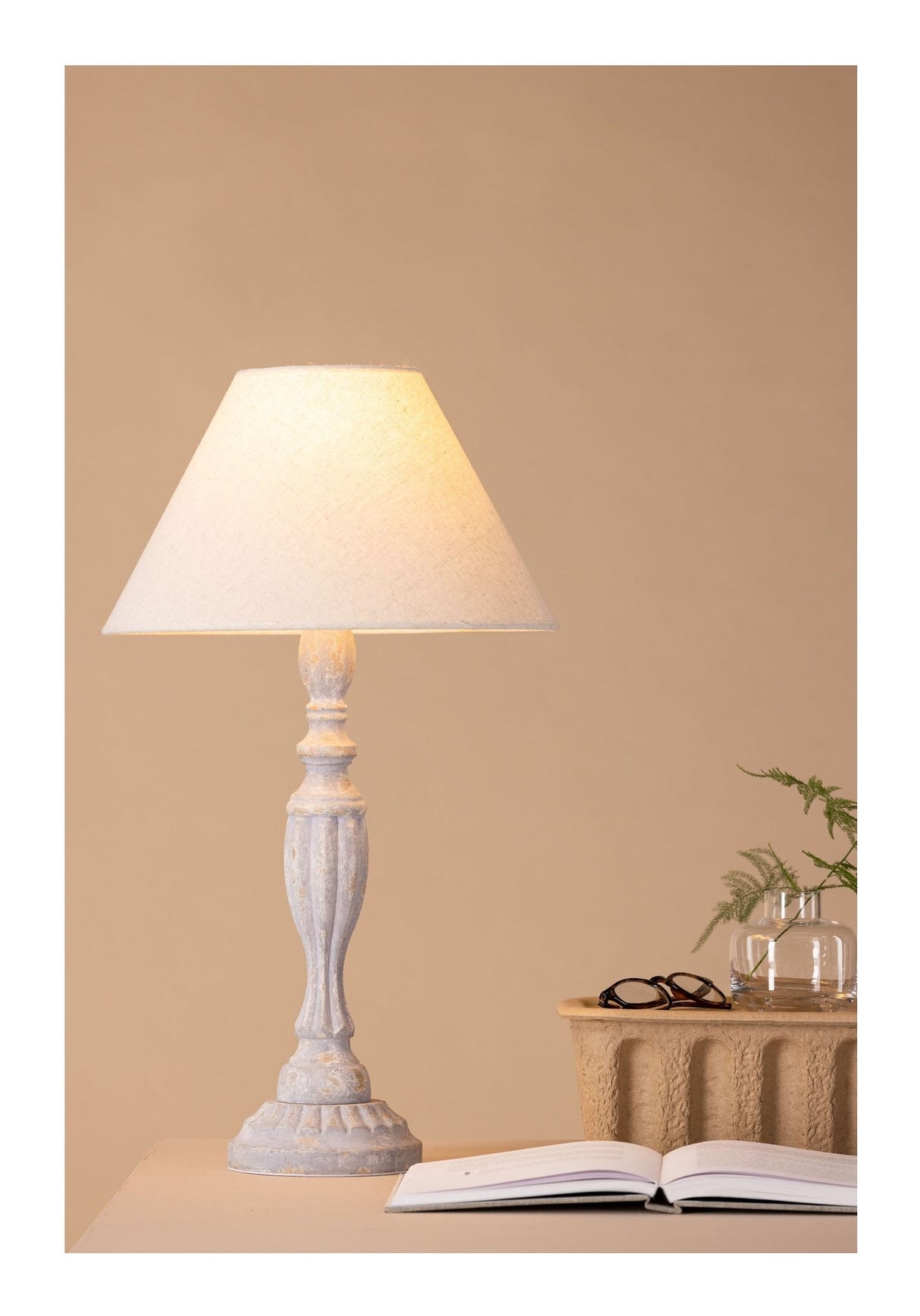 Caen bordlampe, tre, beige