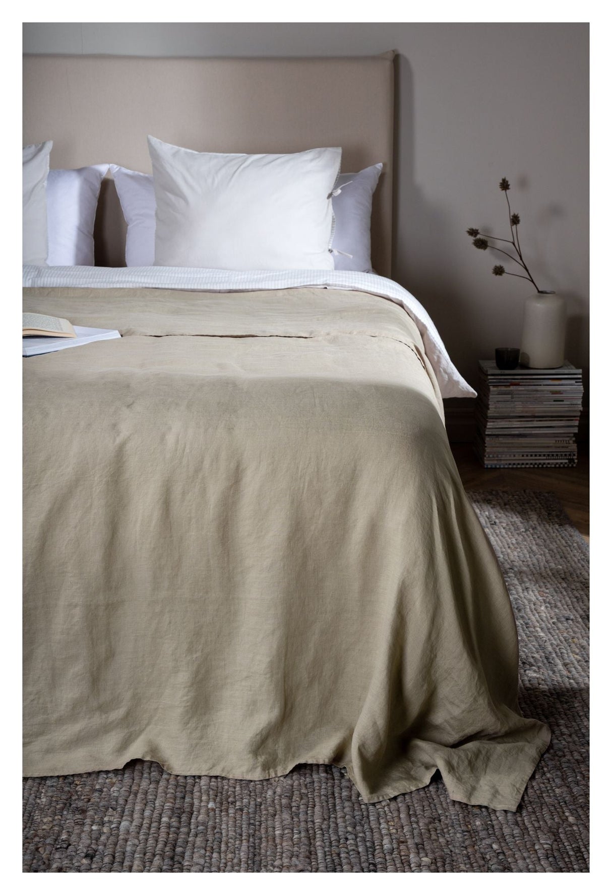 Milo Bedspread 180x260 - Beige