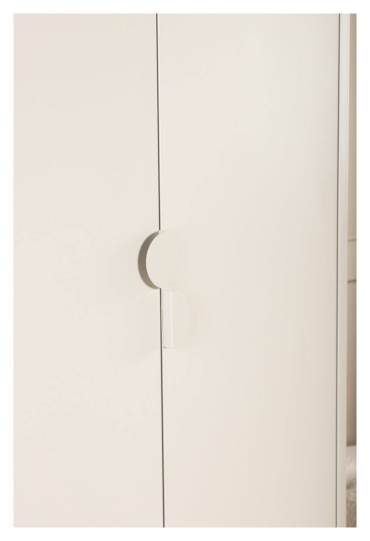 Piring garderobe - beige