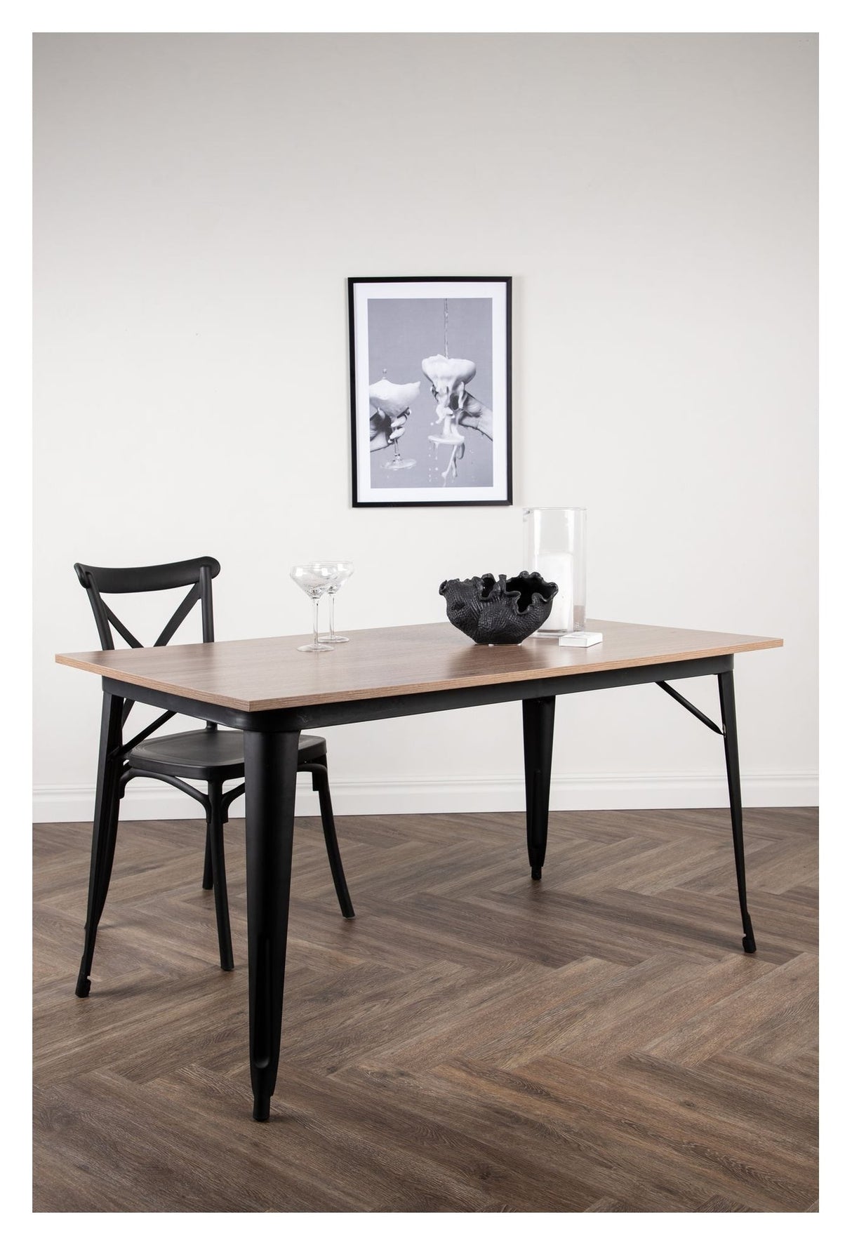 Tempe Dining Table 80 x 140 - valnøtt