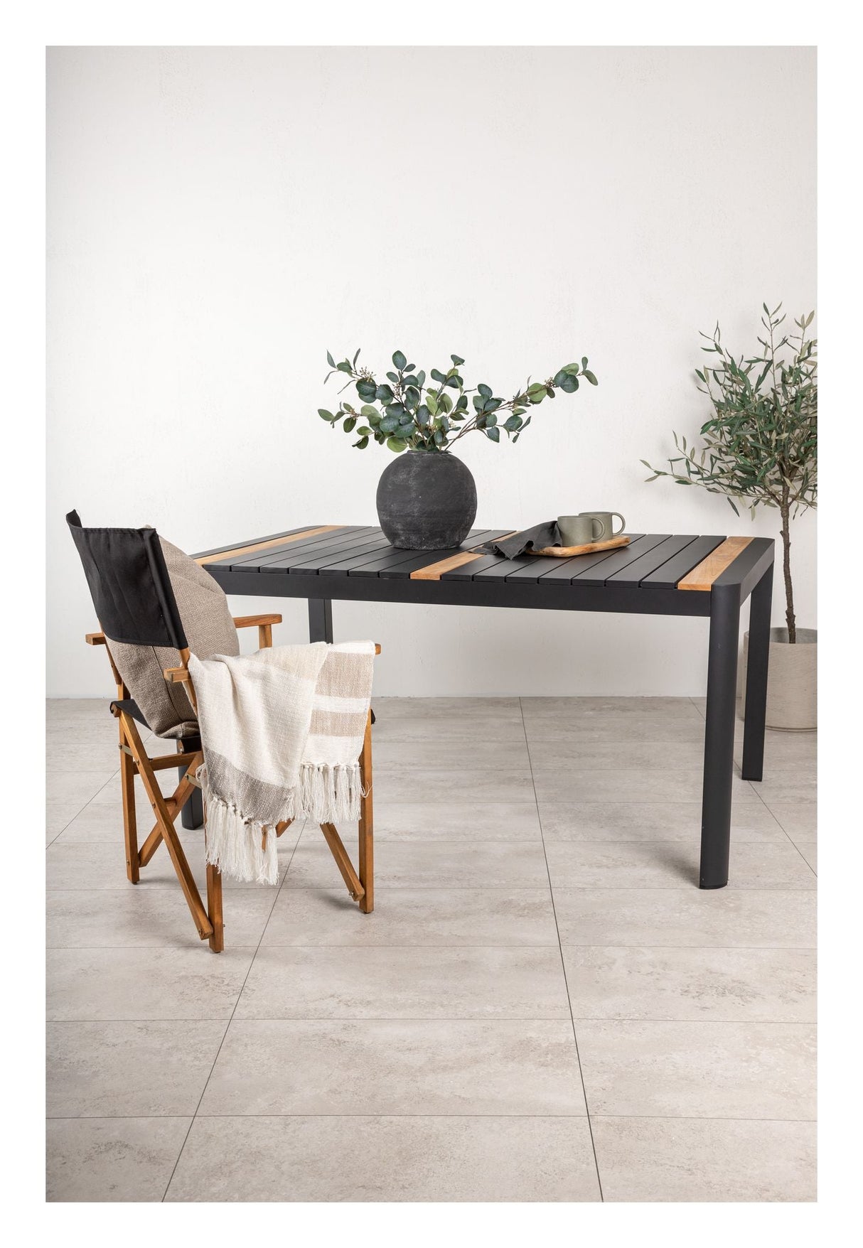 Togo Garden Table - Svart/teak