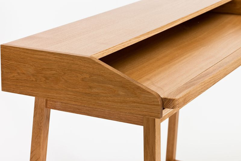 Woodman - St James Desk - Lett Wood