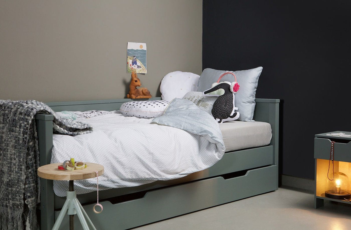 Woood - Nikki Junior Bed -skuff - Jade Green