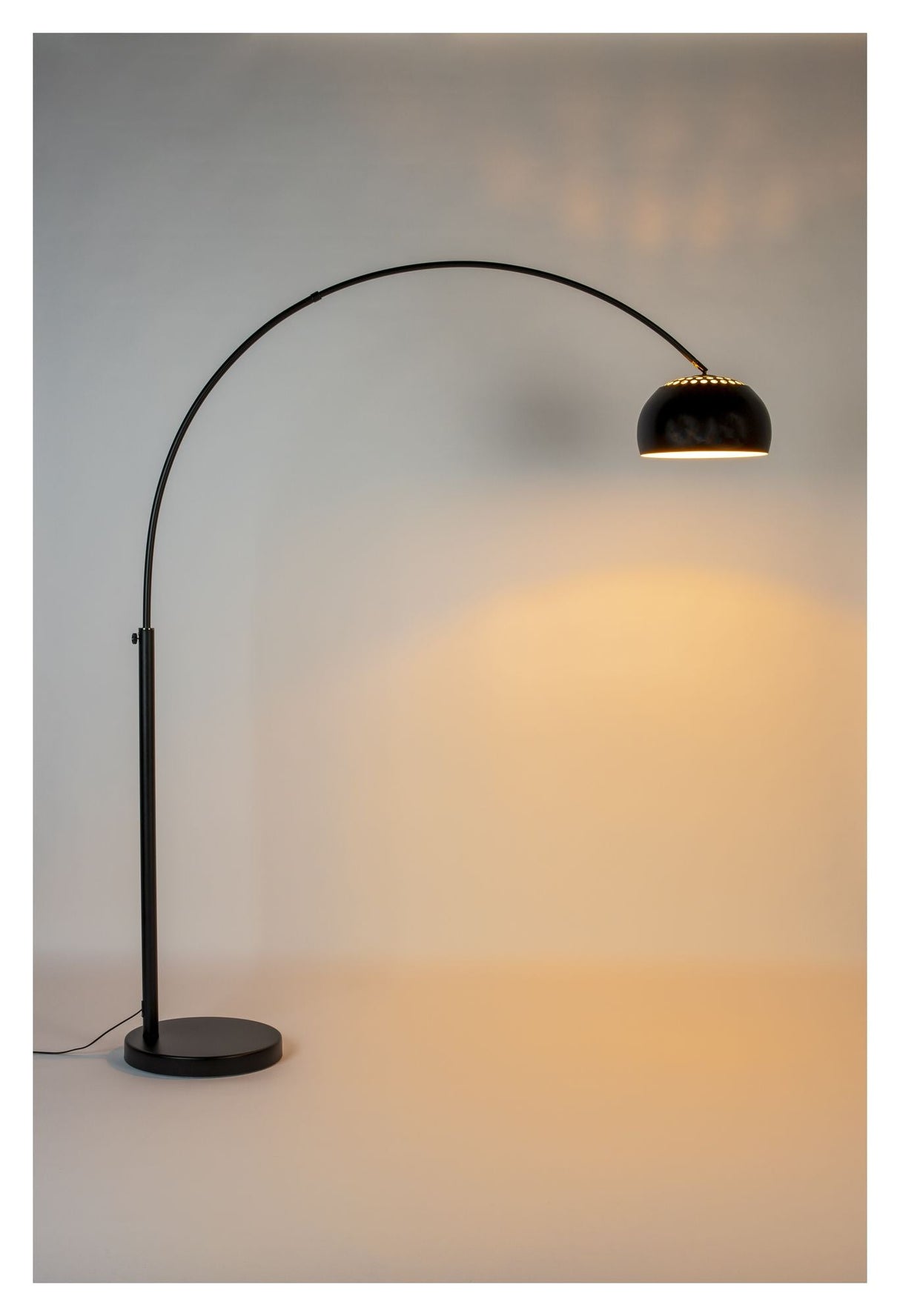 Zuiver Bow Floor Lamp, Black Metal