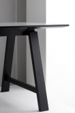 Andersen Furniture - T1 Spisebord m. Uttrekk og svarte ben - 160cm