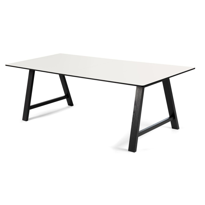 t1-spisebord-m-uttrekk-og-svarte-ben-220cm